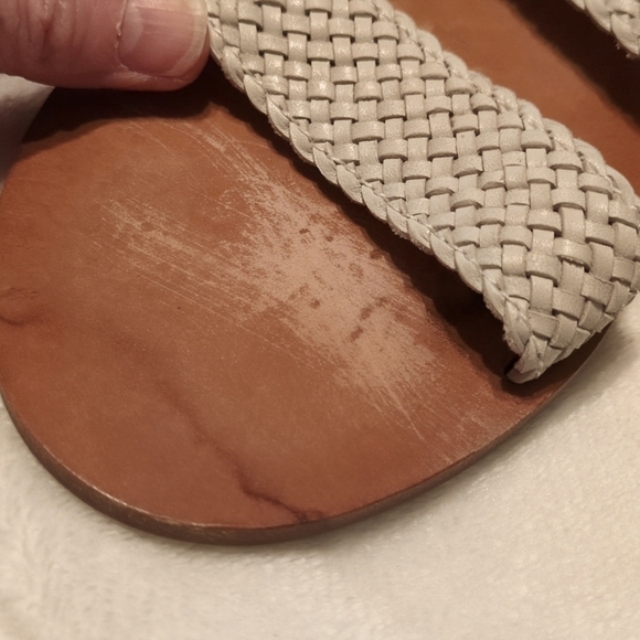 Frye Leather Slides sz 8.5 off white - Picture 6 of 9